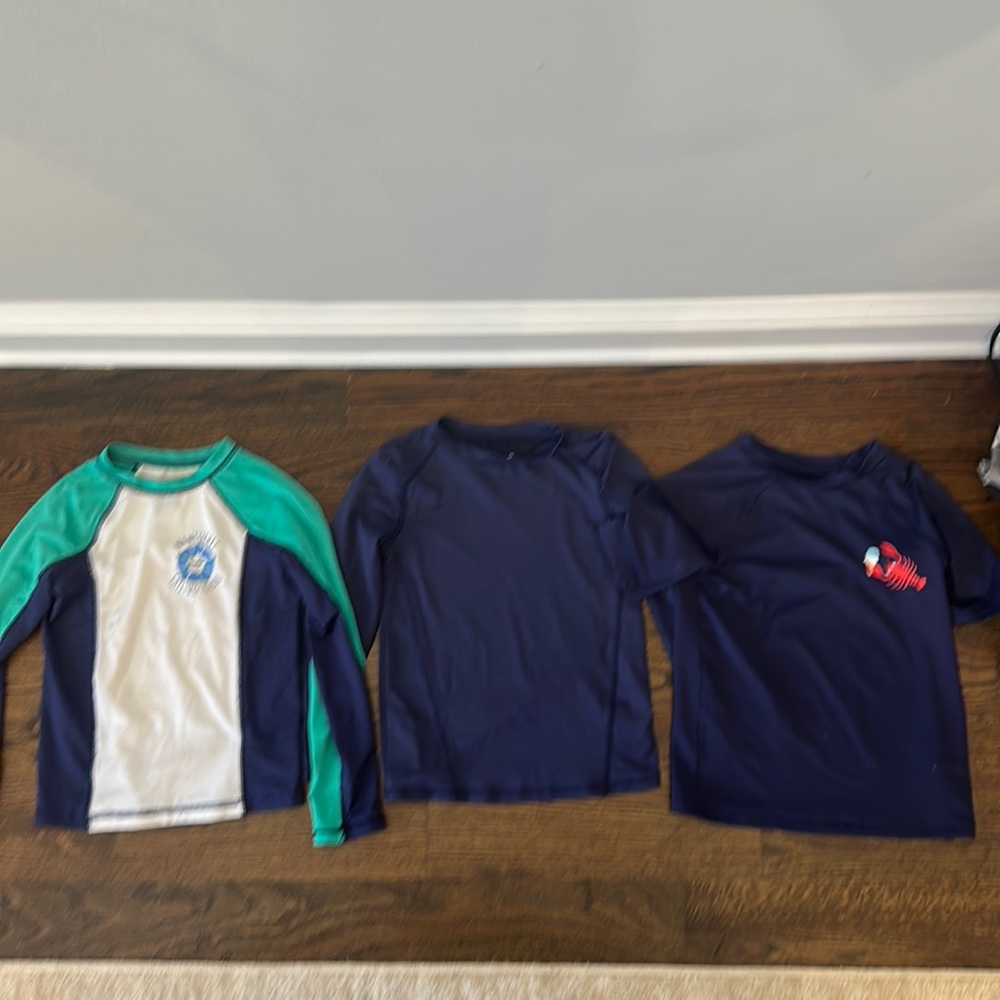 Bundle Cat & Jack Swim shirts - Size 5T